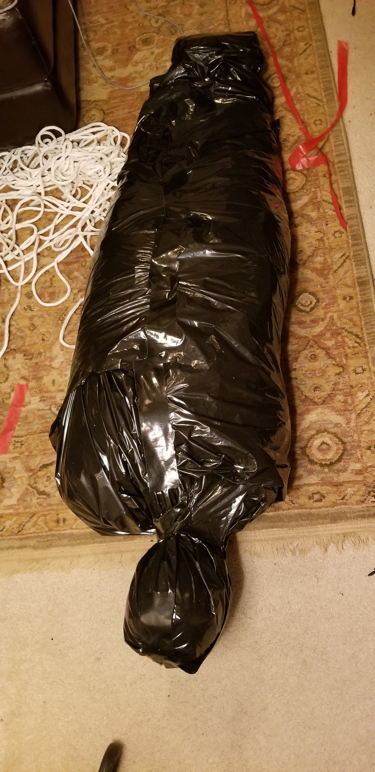 How To Make A Bagged Dead Body For Halloween – Crazy Green Thumbs